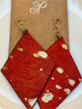 Plunder Red Diamond Drop Earrings with Gold Flecks